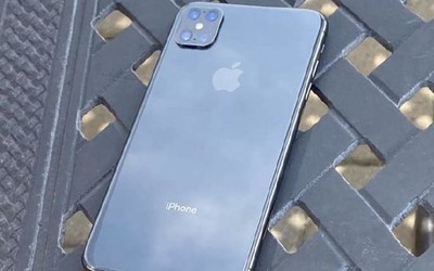 實(shí)錘了？疑似iPhone 12 Pro無(wú)劉海真機(jī)諜照首次曝光