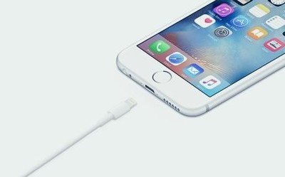 Lightning接口要拜拜是不可能的 iPhone 12仍全系標(biāo)配