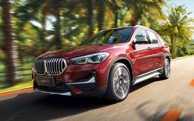 新車搭載BMW直列渦輪增壓發(fā)動(dòng)機(jī)和7速雙離合器/8速手自一體變速箱